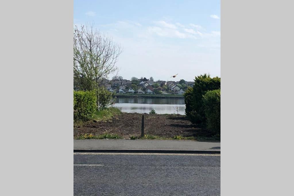 Lake View Galway City Esterno foto